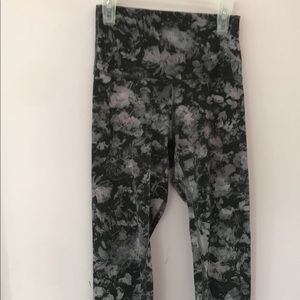Lululemon align purple/grey flower pattern pants